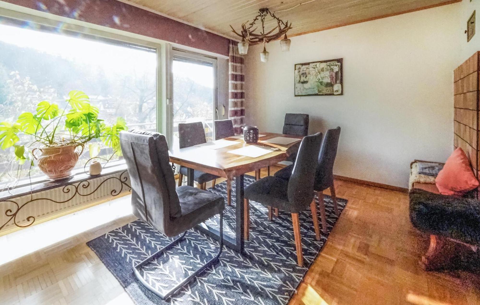 Beautiful apartment in Hinterweidenthal with 2 Bedrooms&WiFi Exterior foto